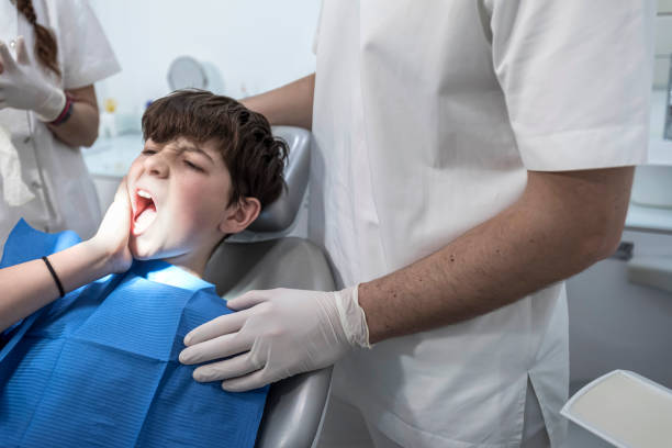 Best Tooth Infection Emergency Dentist  in Alderton, WA